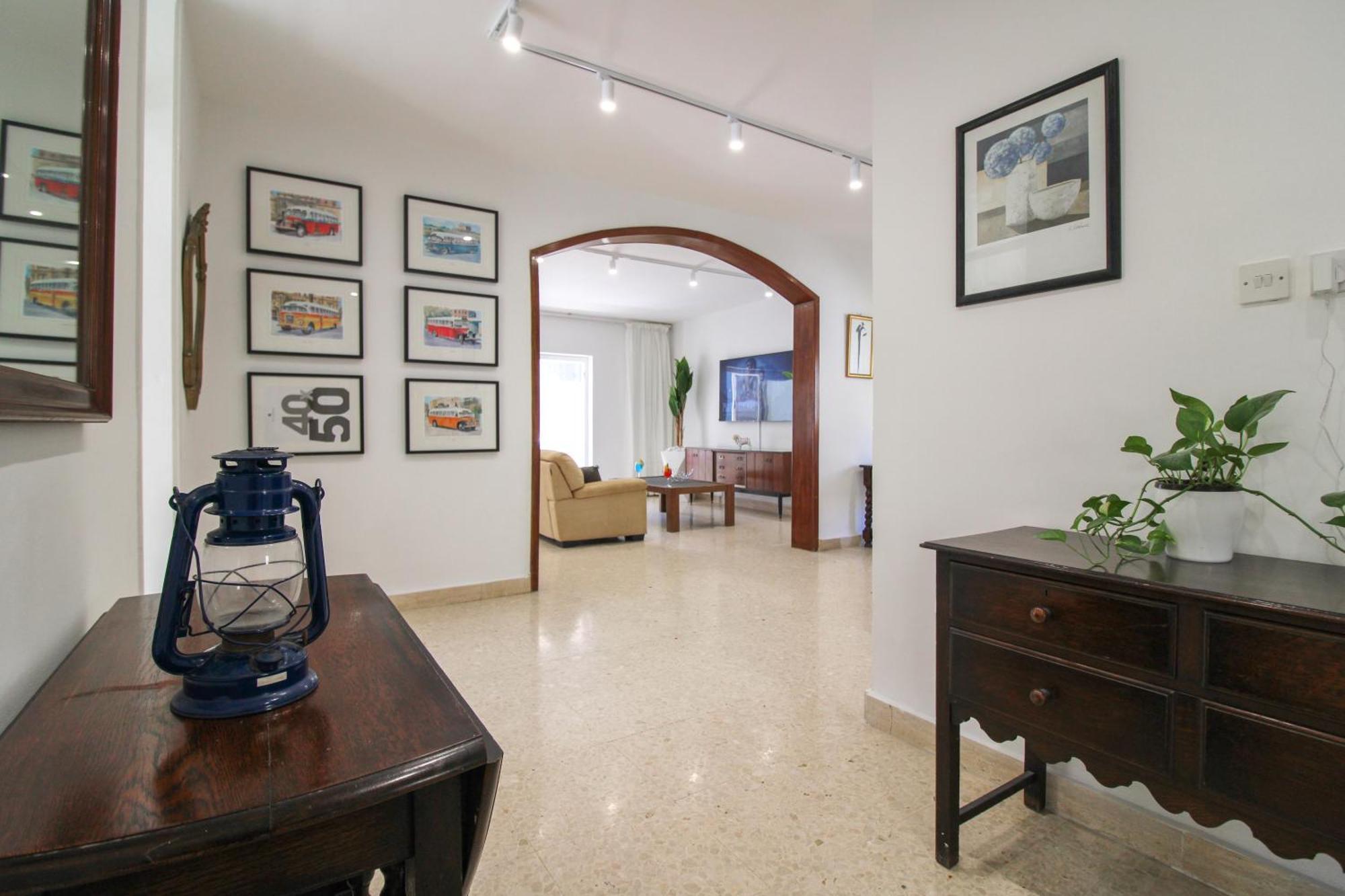 Close To The Beach Apartment *